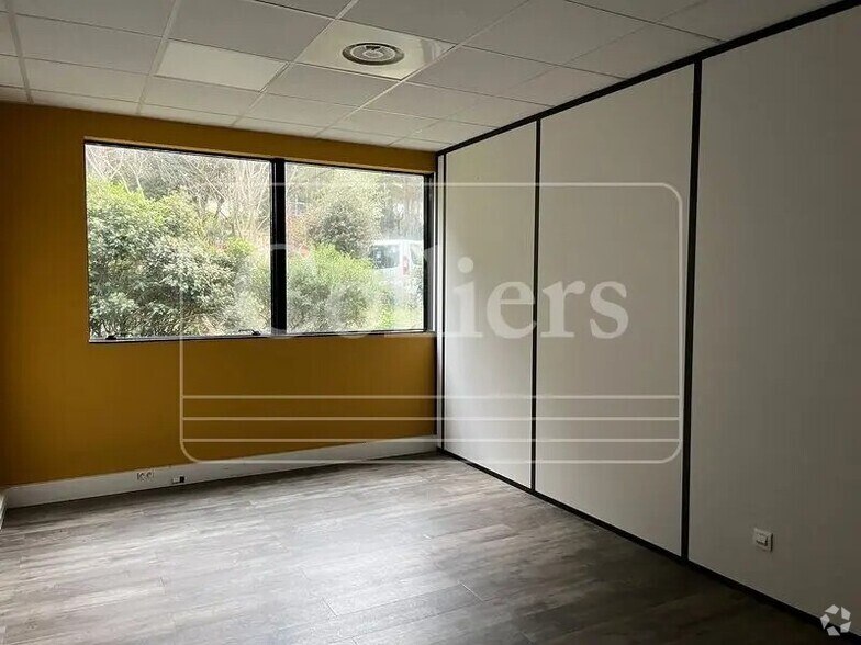 350 Avenue Jean-René Guillibert Gautier De La Lauzière, Aix-en-Provence à louer - Photo intérieure – Image 2 sur 9