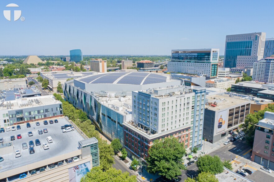 1122 7th St, Sacramento, CA à louer - Photo de l’immeuble – Image 1 sur 9