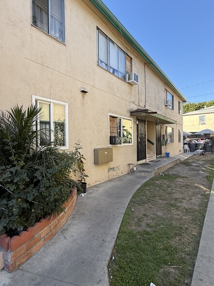 3203 Wisconsin Ave, Lynwood, CA à vendre - Photo de l’immeuble – Image 2 sur 8