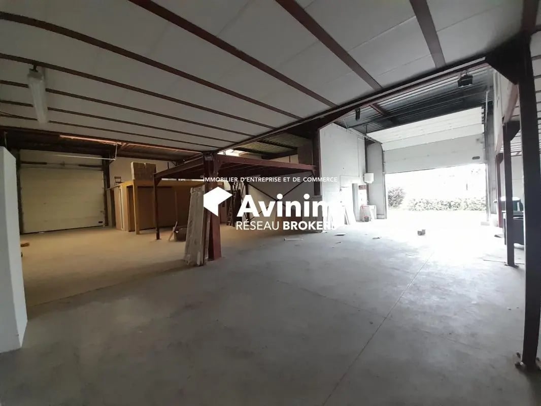 Industriel/Logistique dans Ingré à louer Photo intérieure– Image 1 sur 7