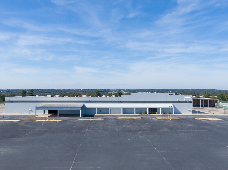 2525 Pio Nono Ave, Macon-Bibb, GA à louer - Photo de l’immeuble – Image 3 sur 7