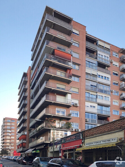 Local commercial dans Móstoles, Madrid à louer - Photo principale – Image 1 sur 2