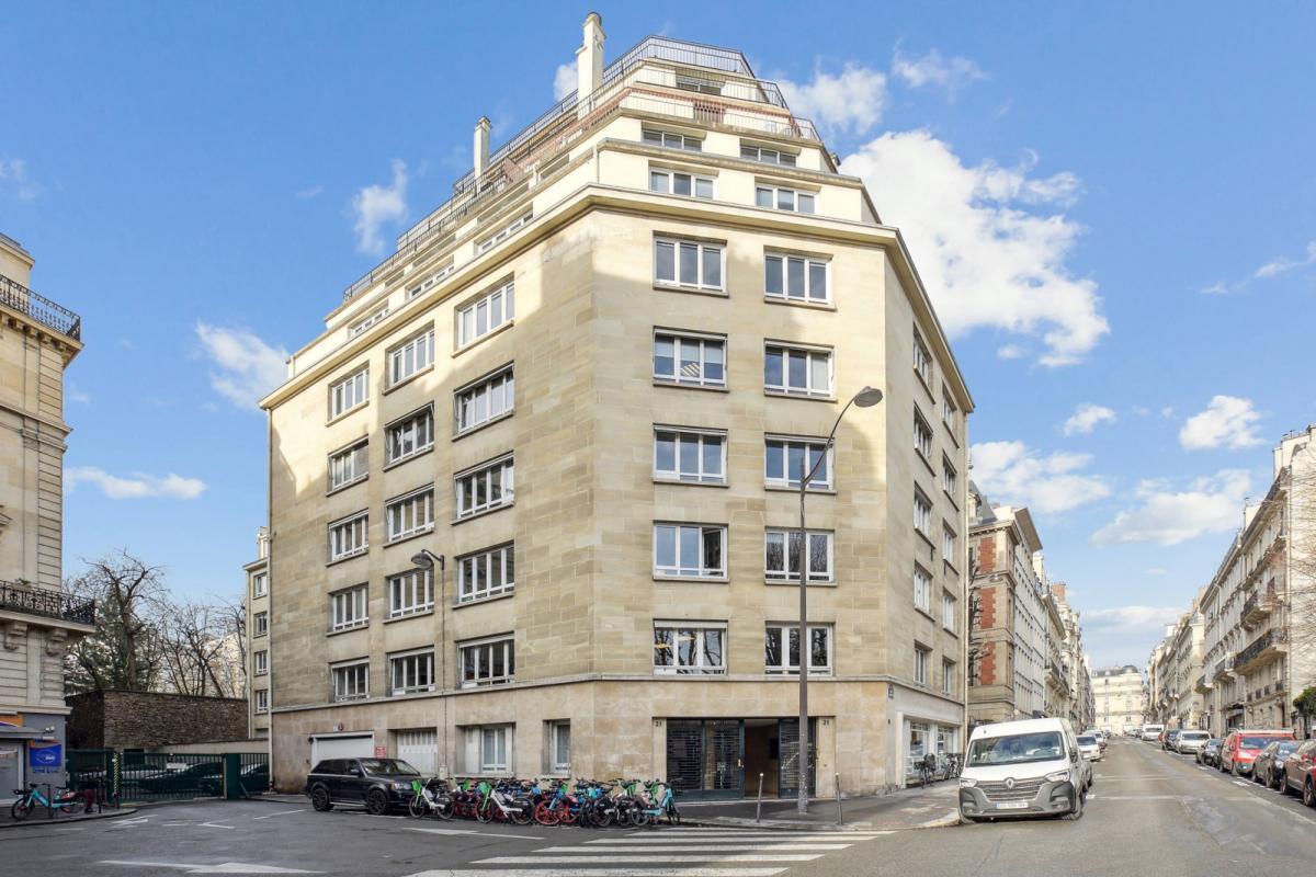 21 Rue D'Artois, Paris à louer Photo de l’immeuble– Image 1 sur 15