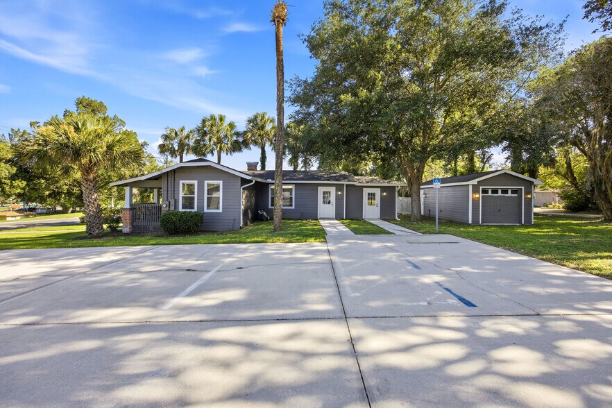 527 NE 8th Ave, Ocala, FL à vendre - Photo de l’immeuble – Image 3 sur 41