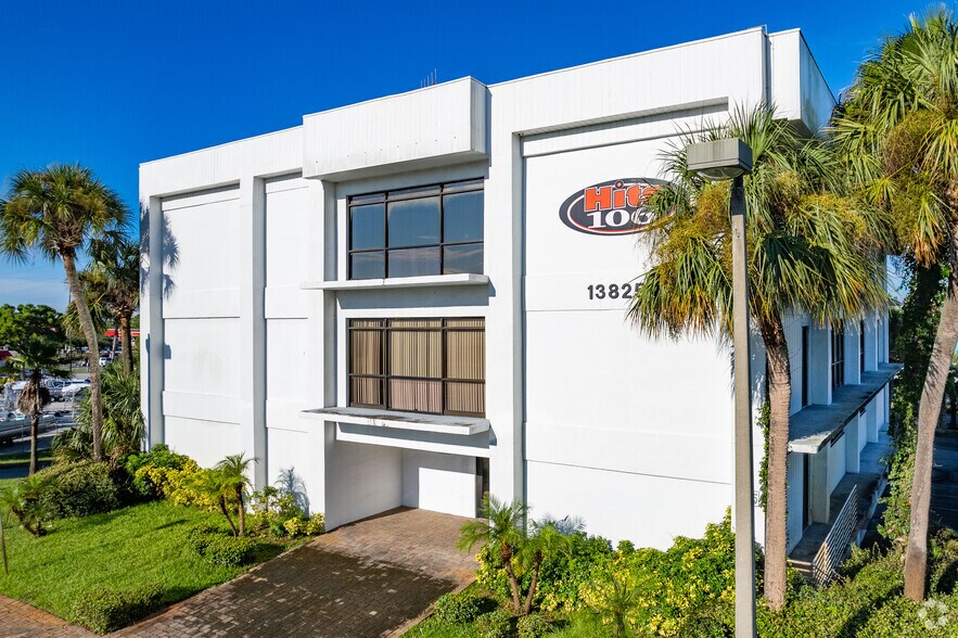 13825 US Highway 19, Hudson, FL à louer - Photo principale – Image 1 sur 25