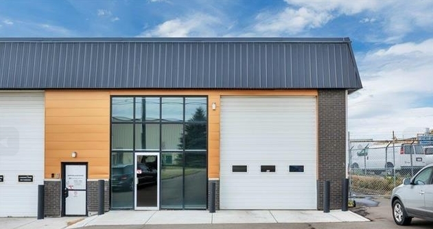 12846 146th St NW, Edmonton, AB à louer - Photo de l’immeuble – Image 1 sur 6