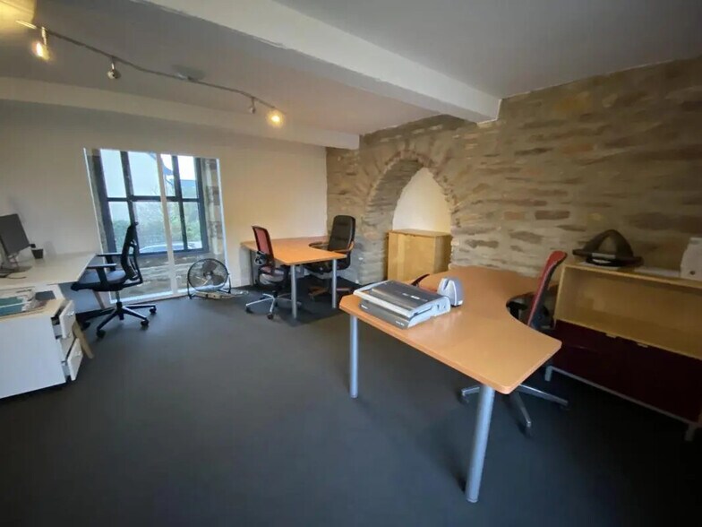 Bureau dans Rennes à louer - Photo de l’immeuble – Image 2 sur 4