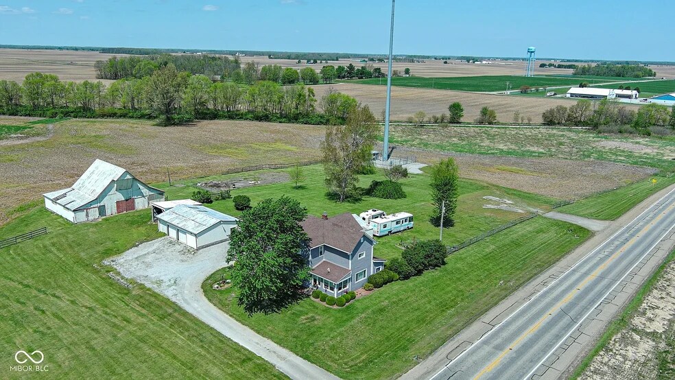 2335 N Main St, Rushville, IN à vendre - Photo de l’immeuble – Image 2 sur 2