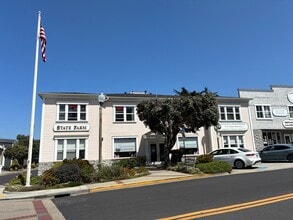 205 Rockaway Beach Ave, Pacifica, CA à louer Photo de l’immeuble– Image 2 sur 8