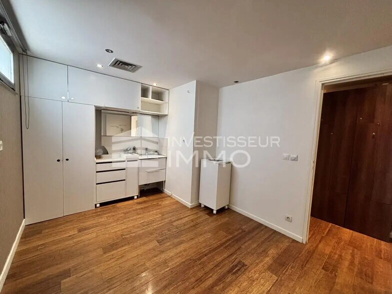 4 Allée Des Commerces, Esbly à louer - Photo de l’immeuble – Image 3 sur 8