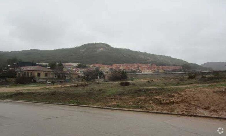 Terrain dans Chiloeches, Guadalajara à vendre - Photo principale – Image 1 sur 2