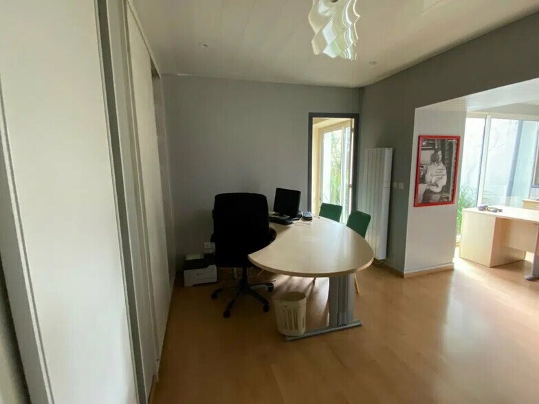 Bureau dans Auray à vendre - Photo intérieure – Image 2 sur 4