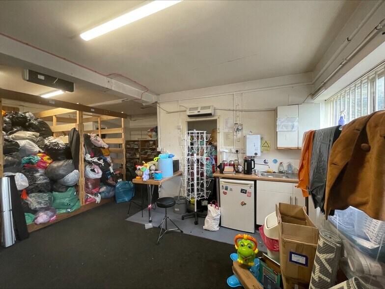 70-76 Murray Pl, Stirling à louer - Photo de l’immeuble – Image 3 sur 5