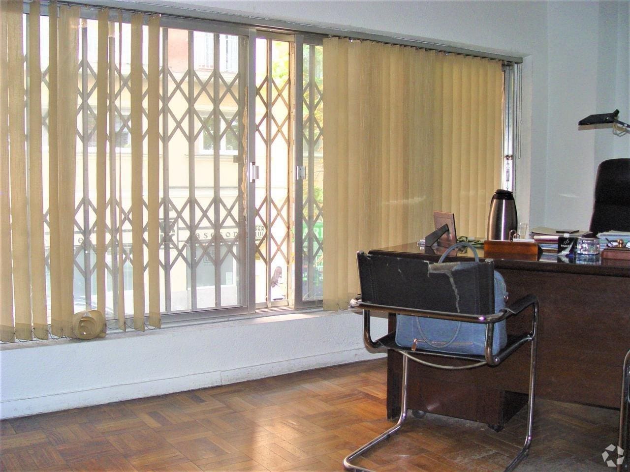 Immeuble residentiel dans Madrid, Madrid à vendre Photo intérieure– Image 1 sur 2