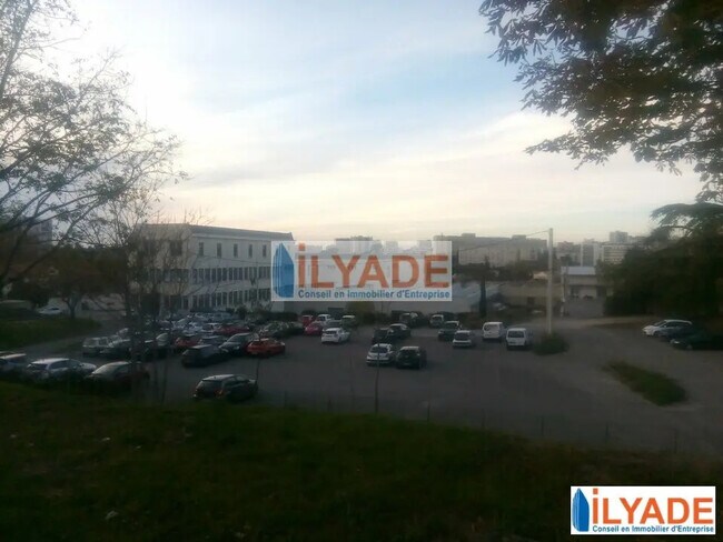 Plus de détails pour 6 Boulevard Gueidon, Marseille - Bureau, Industriel/Logistique à louer