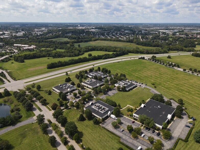 1509 Bull Lea Rd, Lexington, KY à louer - Photo de l’immeuble – Image 2 sur 20