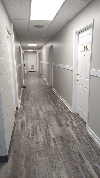 20 E Tabb St, Petersburg, VA à louer - Photo intérieure – Image 3 sur 17