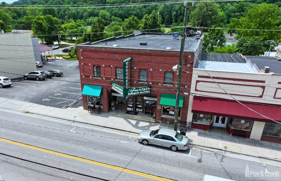 19771 Main St, Buchanan, VA à louer - Photo de l’immeuble – Image 2 sur 10