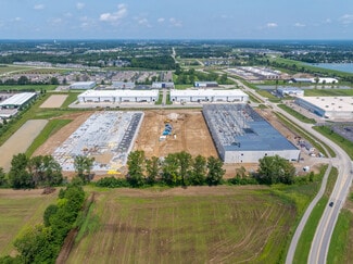 Plus de détails pour 7046 Green Meadows Dr, Lewis Center, OH - Industriel/Logistique à louer