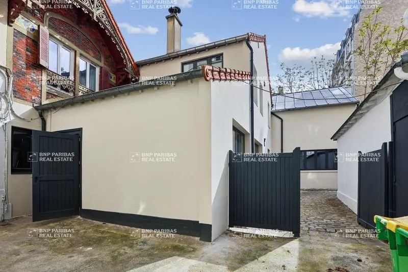 131 Boulevard Saint-Michel, Paris à louer - Photo de l’immeuble – Image 2 sur 15