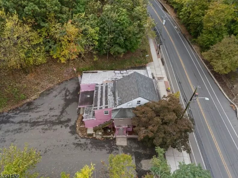 821 McBride Ave, Woodland Park, NJ à vendre Photo principale– Image 1 sur 2