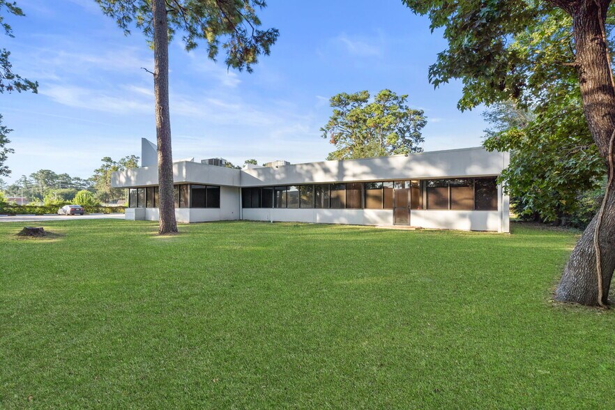 17325 Red Oak Dr, Houston, TX à vendre - Photo de l’immeuble – Image 3 sur 22