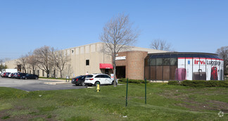 Plus de détails pour 2200 S Busse Rd, Mount Prospect, IL - Industriel/Logistique à louer