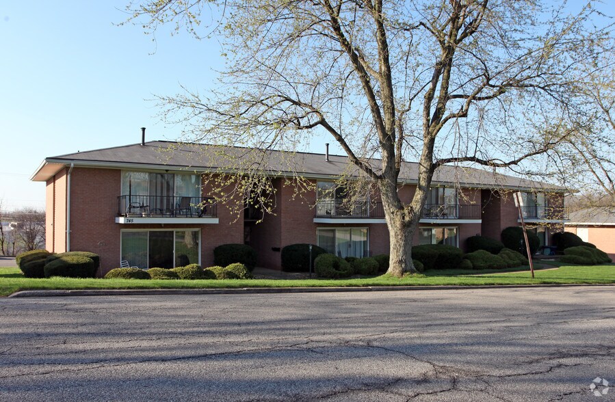733-793 Sunset Blvd, Mansfield, OH à vendre - Photo de l’immeuble – Image 2 sur 26