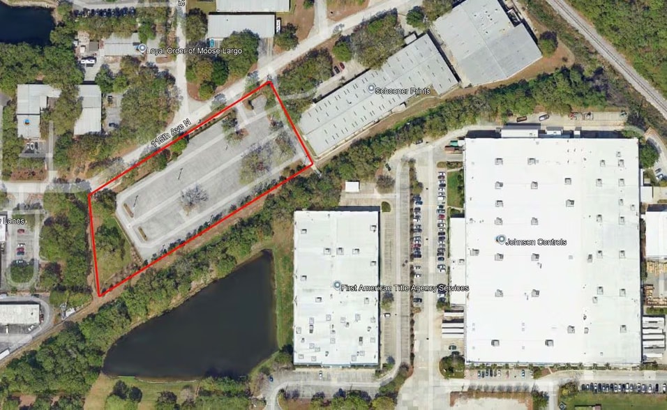 8666-8720 115th Ave, Largo, FL à louer - Photo principale – Image 3 sur 3