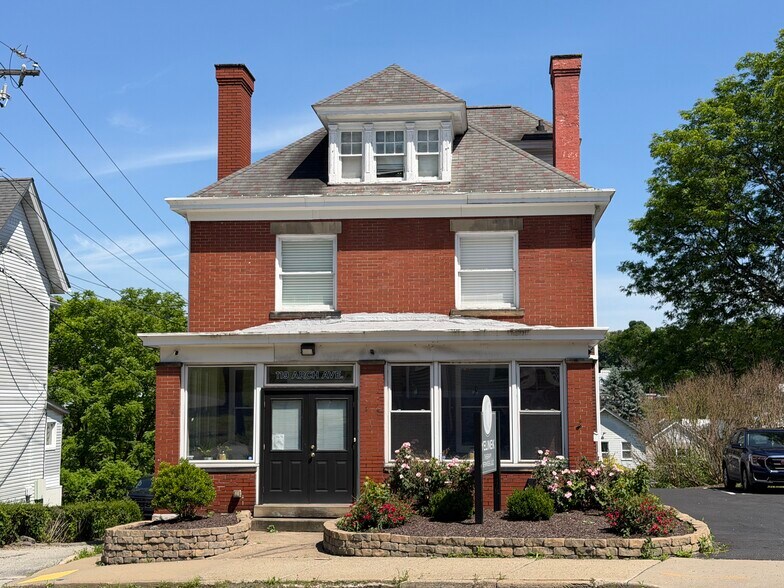 119 Arch Ave, Greensburg, PA à vendre - Photo de l’immeuble – Image 2 sur 18