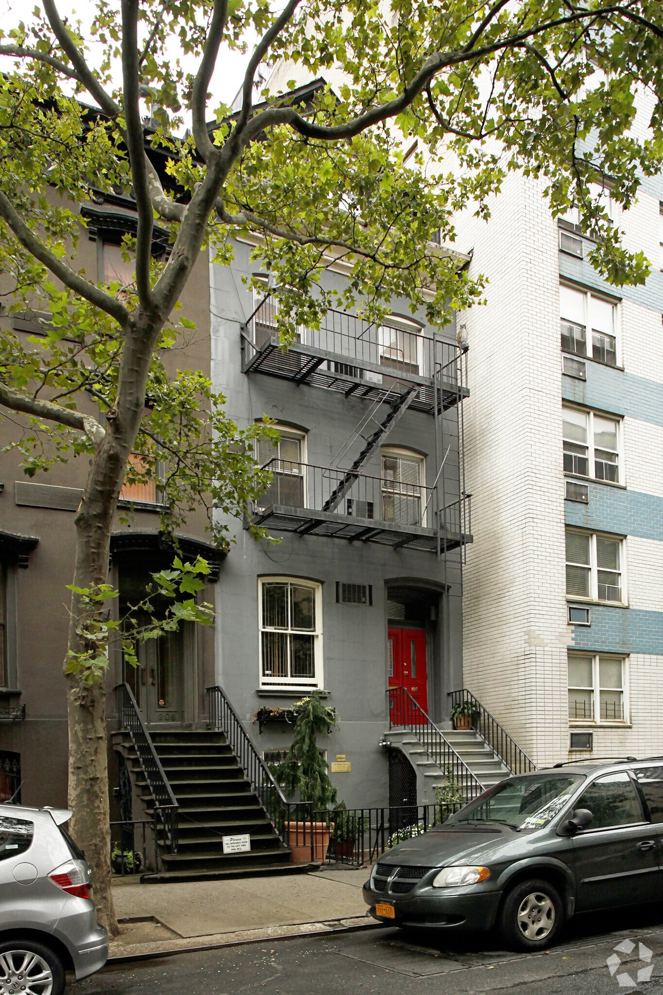 206 E 30th St, New York, NY à louer Photo principale– Image 1 sur 4