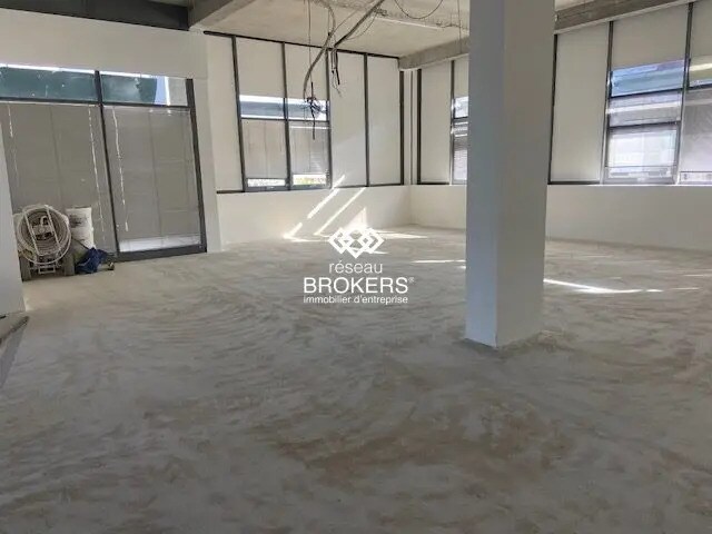 Plus de détails pour 25 Rue Magellan, Sucy-en-Brie - Industriel/Logistique à louer