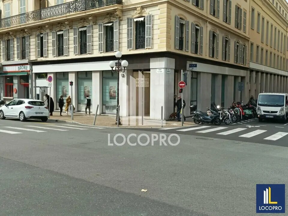 Local commercial dans Nice à vendre Photo de l’immeuble– Image 1 sur 5