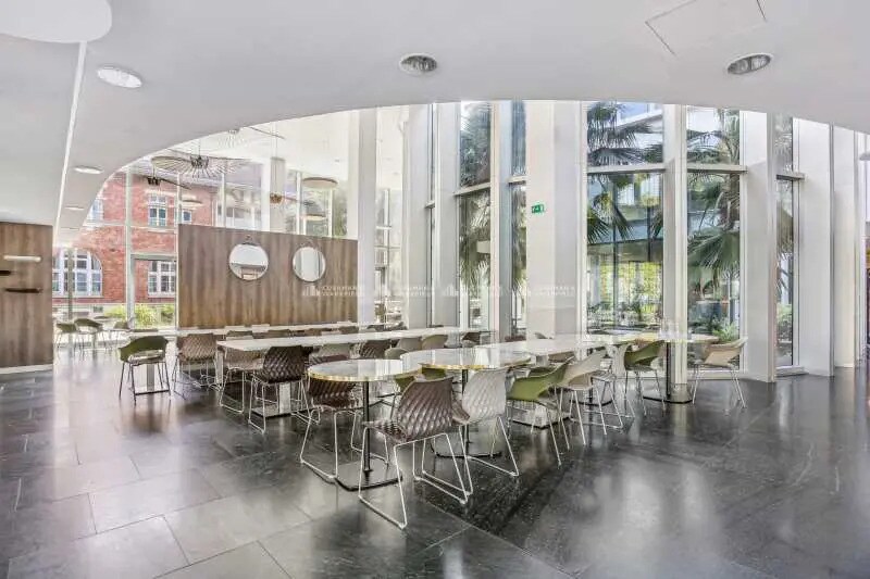 40-52 Boulevard Du Parc, Neuilly-sur-Seine à louer - Photo de l’immeuble – Image 2 sur 18