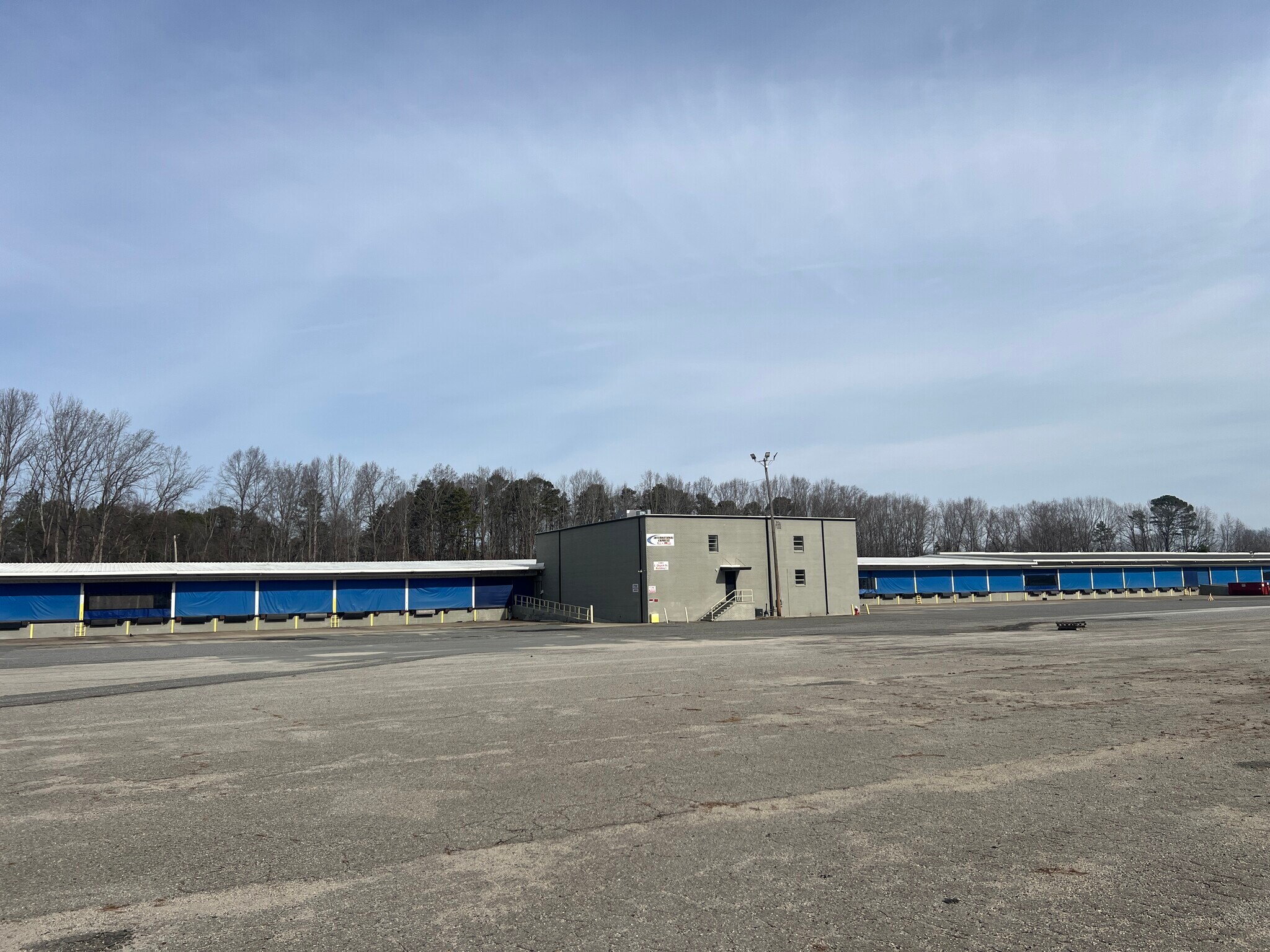 Carolina Logistics Park portefeuille de 8 biens à vendre sur LoopNet.fr Photo principale– Image 1 sur 13