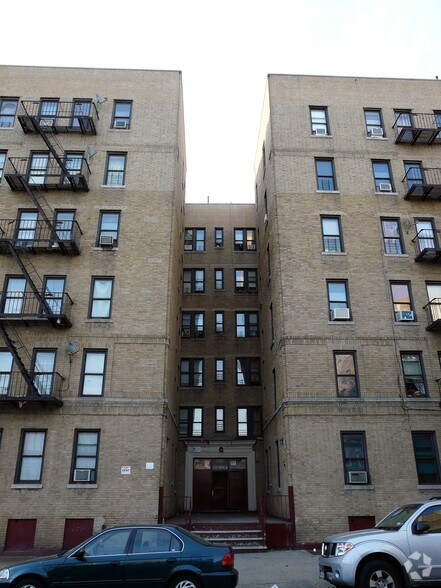 2734 Sedgwick Ave, Bronx, NY à vendre - Photo de l’immeuble – Image 3 sur 3