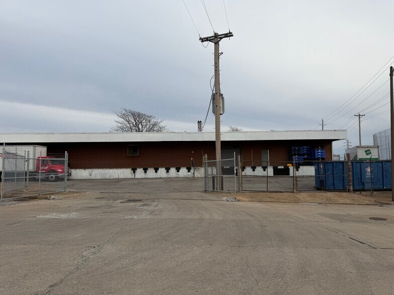 601-611 Edwin St, Saint Louis, MO à vendre - Photo de l’immeuble – Image 2 sur 11