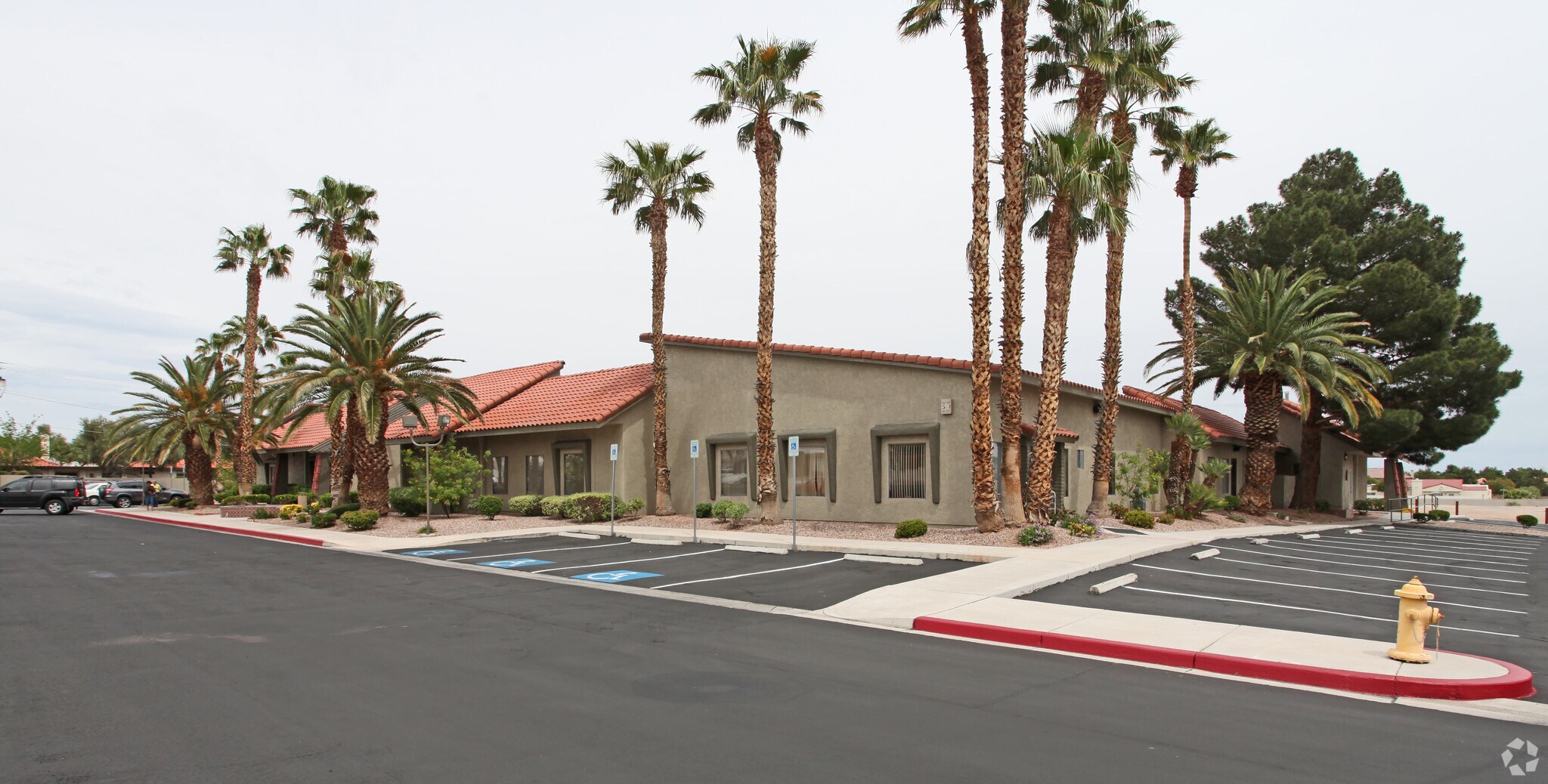 3650 S Eastern Ave, Las Vegas, NV à vendre Photo principale– Image 1 sur 46