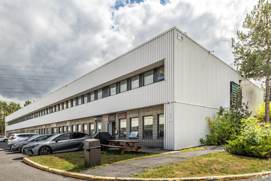 2285 St Laurent Blvd, Ottawa, ON à louer - Photo principale – Image 1 sur 3