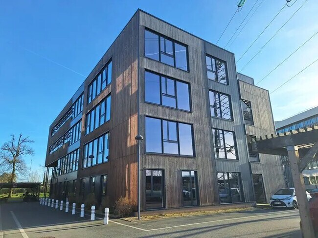 Plus de détails pour Bureau à louer