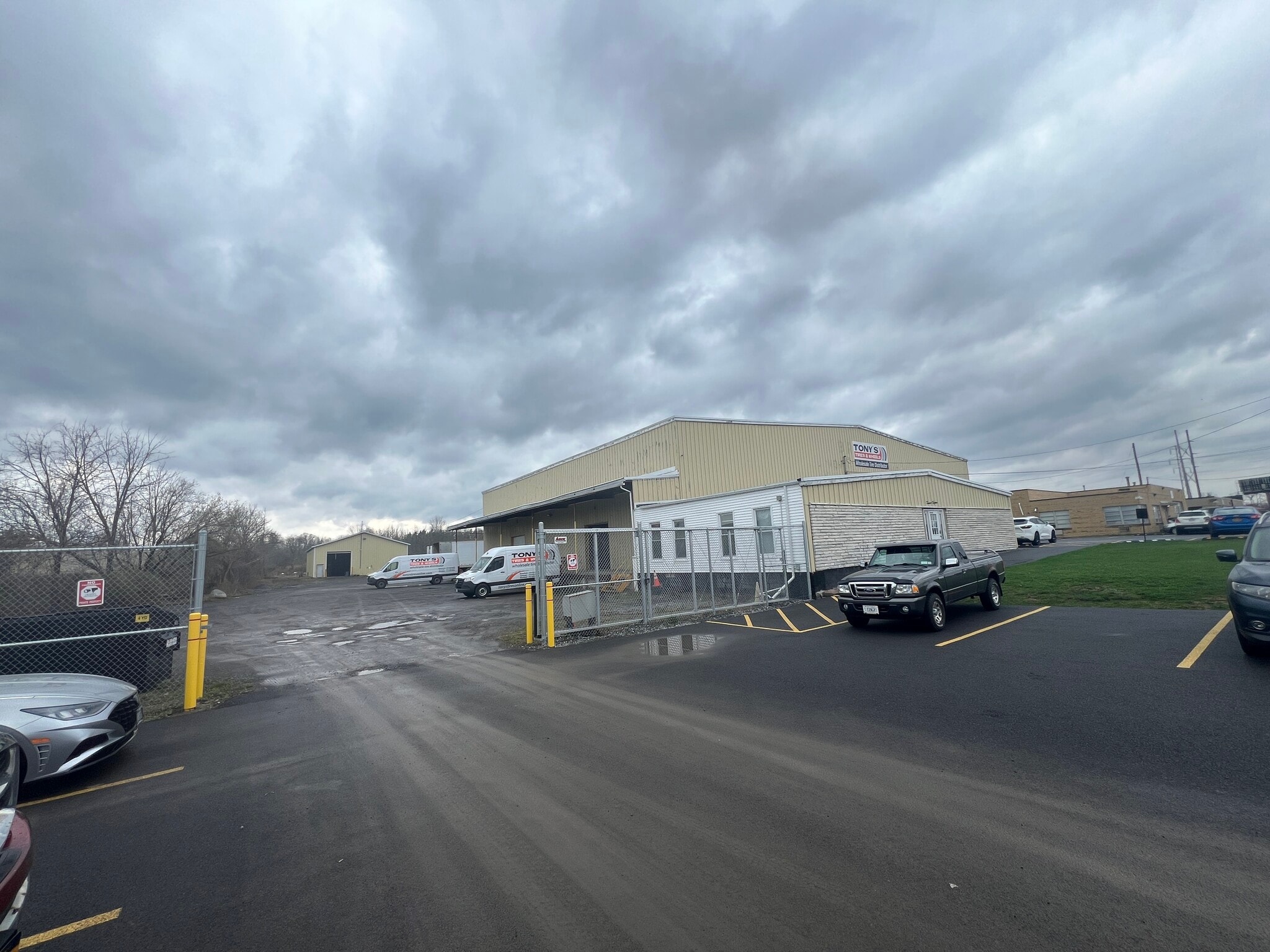 1215 State Fair Blvd, Solvay, NY à vendre Photo principale– Image 1 sur 10