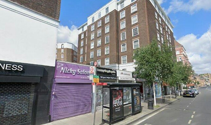 North End Rd, Londres à louer - Photo principale – Image 1 sur 5