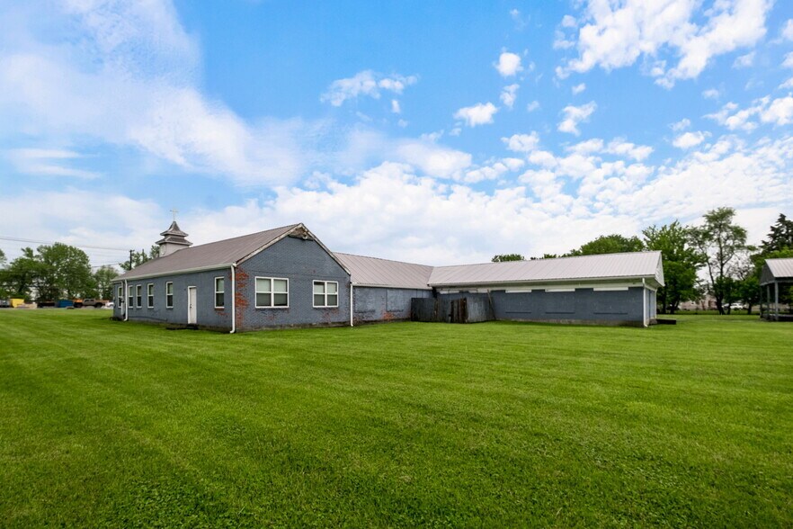 13908 Dixie Hwy, Louisville, KY à vendre - Photo principale – Image 1 sur 37