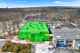 183 Providence New London Tpke, North Stonington, CT à louer Photo intérieure– Image 1 sur 11