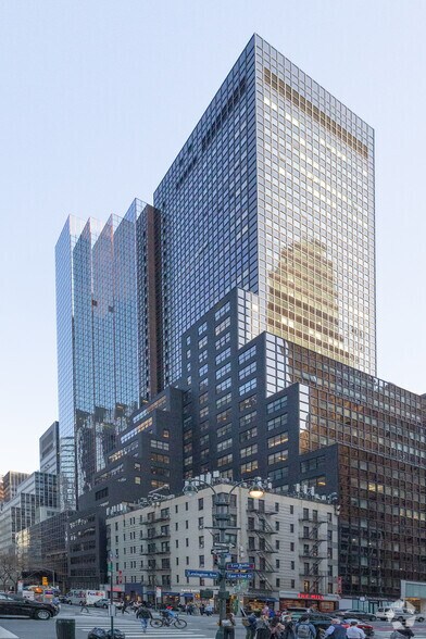150 E 52nd St, New York, NY à louer - Photo de l’immeuble – Image 1 sur 15