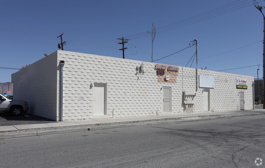 1275-1287 E Florida Ave, Hemet, CA à vendre - Photo de l’immeuble – Image 2 sur 2