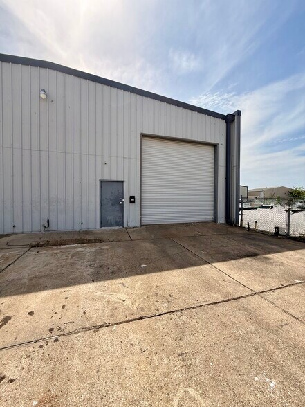 2321 Richland St, Kenner, LA à louer - Photo de l’immeuble – Image 2 sur 6