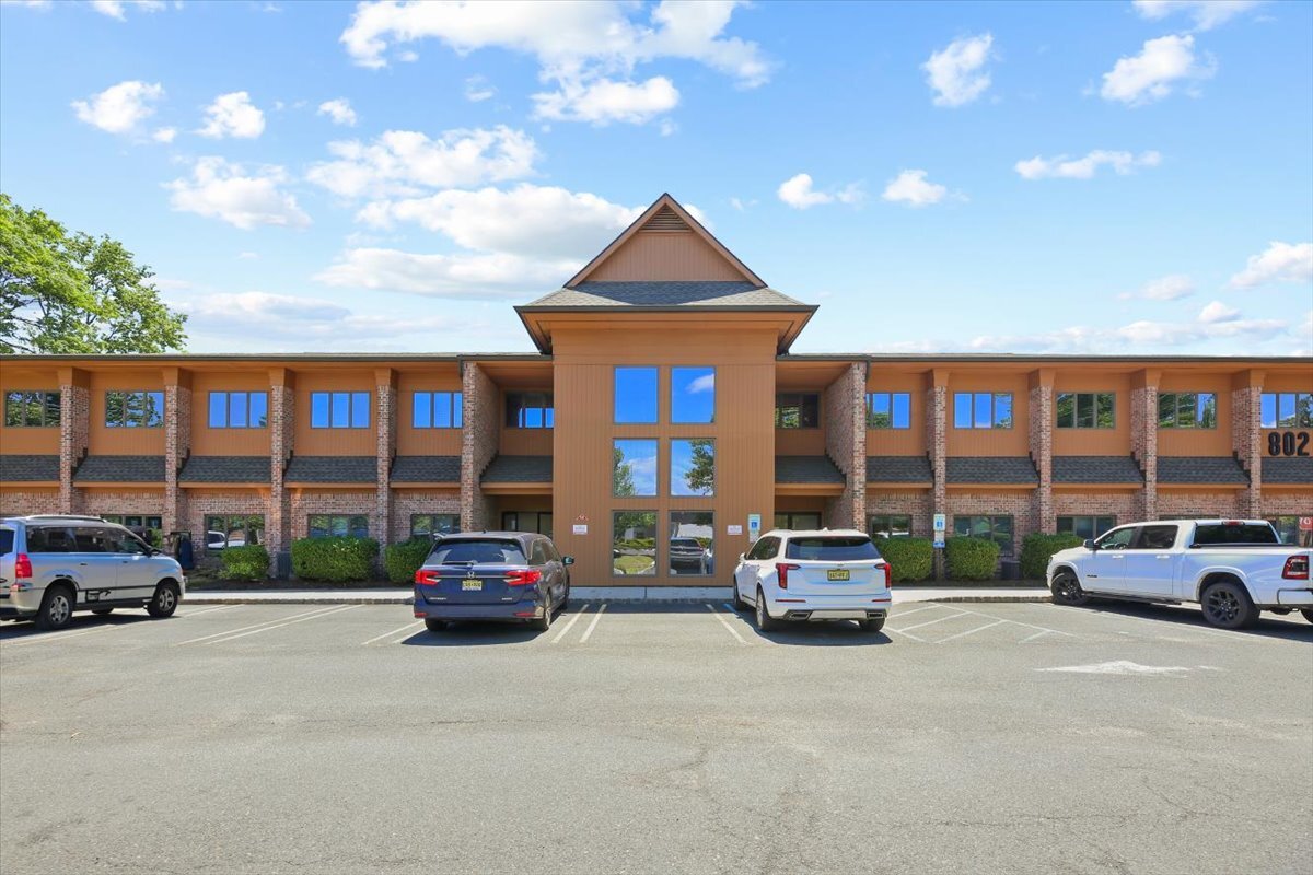 802 W Park Ave, Ocean, NJ à louer Photo de l’immeuble– Image 1 sur 25