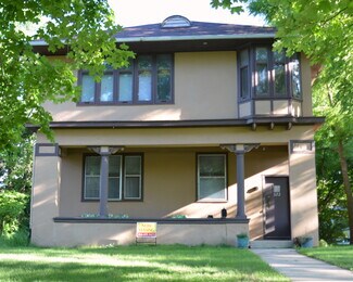 Plus de détails pour 322 Augusta Ave, Dekalb, IL - Logement à vendre