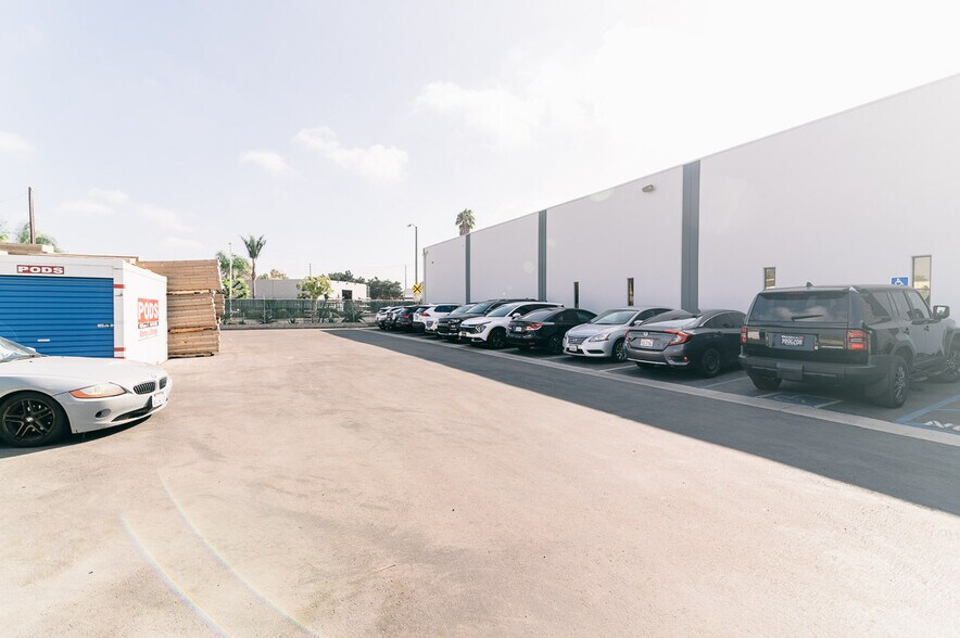 19010 S Alameda St, Rancho Dominguez, CA à louer - Photo de l’immeuble – Image 3 sur 87